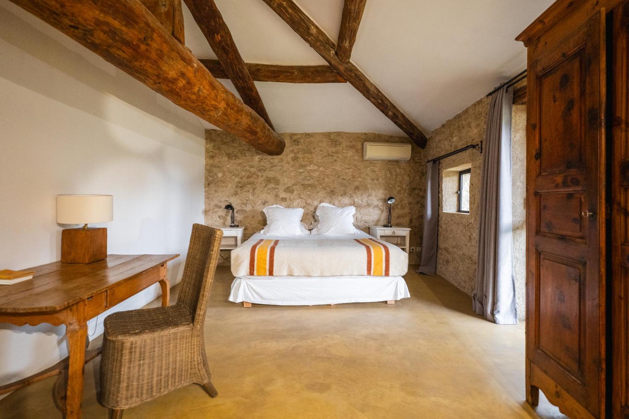 Le Galinier Lourmarin, A Beaumier Guesthouse الغرفة الصورة