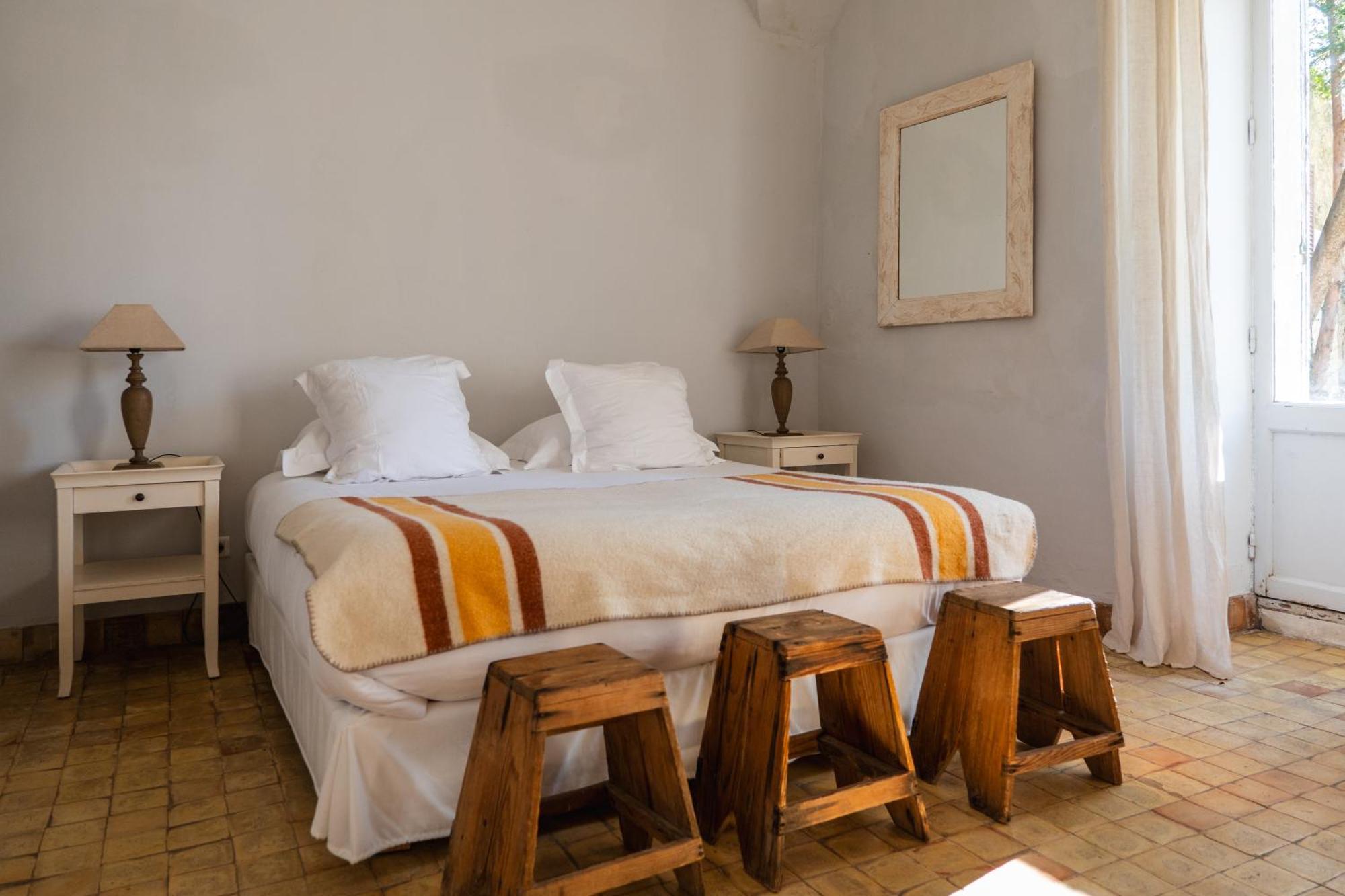 Le Galinier Lourmarin, A Beaumier Guesthouse الغرفة الصورة
